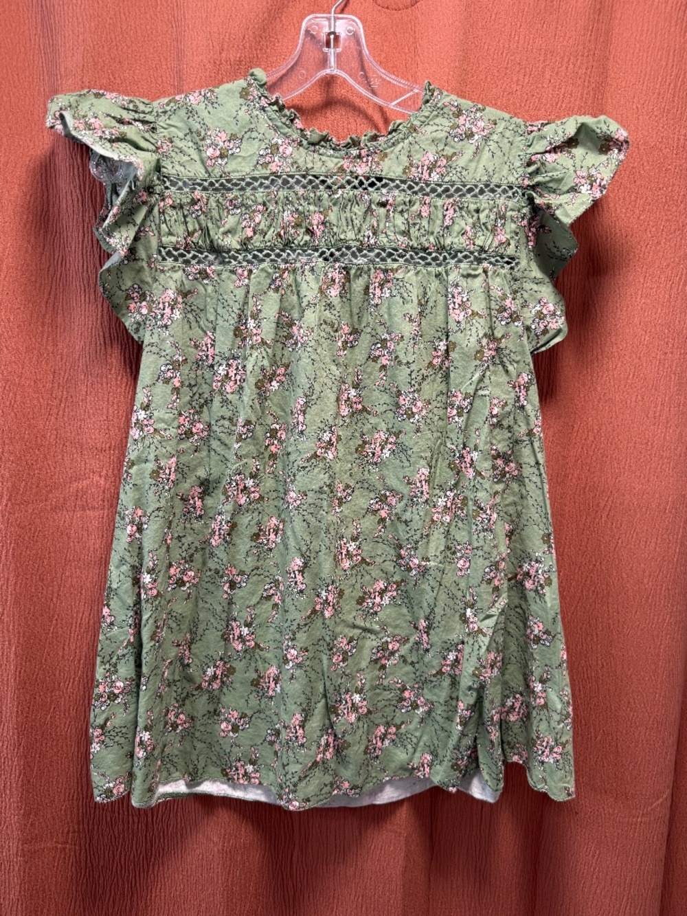 Lane Bryant Women's plus size green & floral blouse - size 16